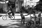 image of Street cricket at Masjid Bundar, Mumbai